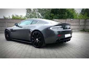 AÑADIDOS LATERALES PARA ASTON MARTIN V8 VANTAGE STANDARD 2004--