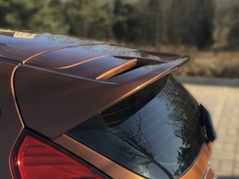 AILERON PRETO BRILHO PARA FORD FIESTA 2008-2019